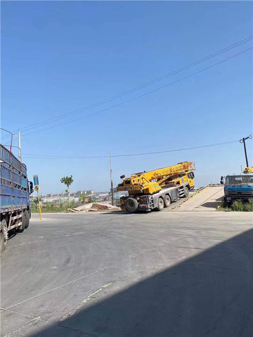 武邑县25吨吊车的租赁价格大概是多少？