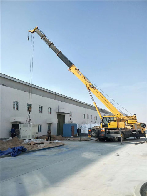 武邑县“超载就喊停”—— 吊车的 “重量保镖” 技术